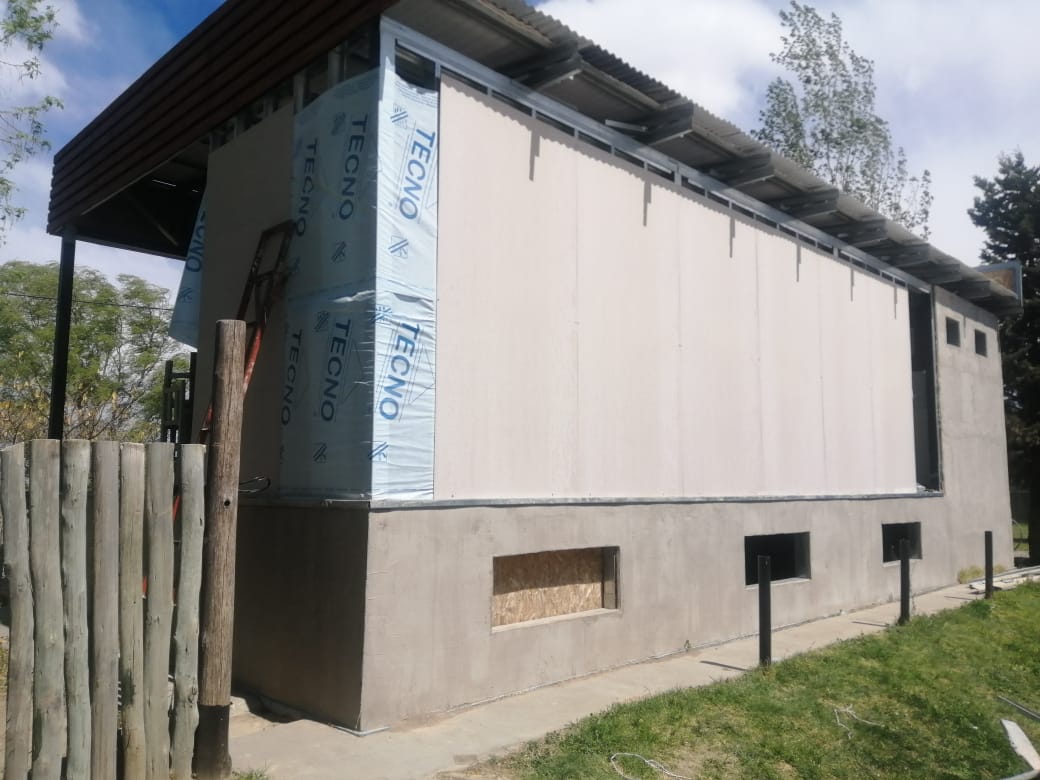 Cerámicos y griferías